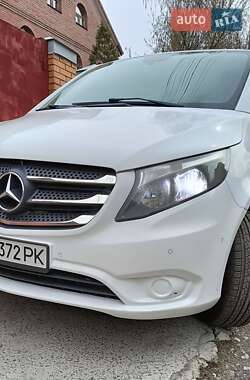 Вантажний фургон Mercedes-Benz Vito 2015 в 