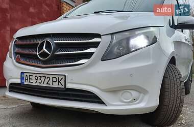 Вантажний фургон Mercedes-Benz Vito 2015 в 
