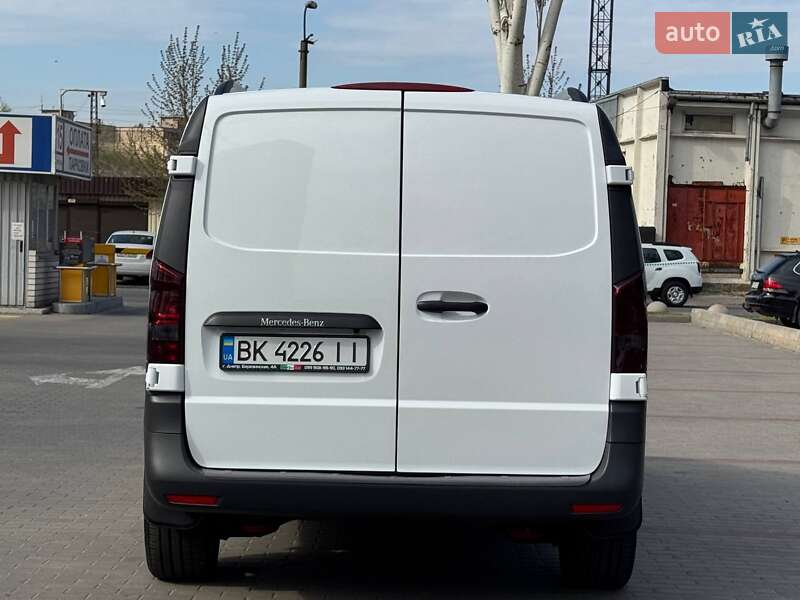 Вантажний фургон Mercedes-Benz Vito 2018 в Дніпрі
