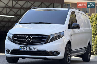 Грузовой фургон Mercedes-Benz Vito 2019 в 