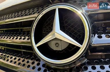 Грузовой фургон Mercedes-Benz Vito 2019 в 