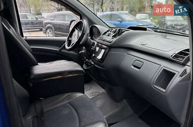 Вантажний фургон Mercedes-Benz Vito 2004 в 