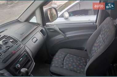 Мінівен Mercedes-Benz Vito 2005 в 