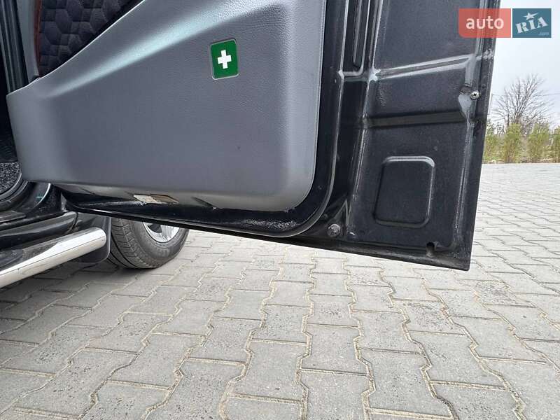 Минивэн Mercedes-Benz Vito 2004 в Новоднестровске