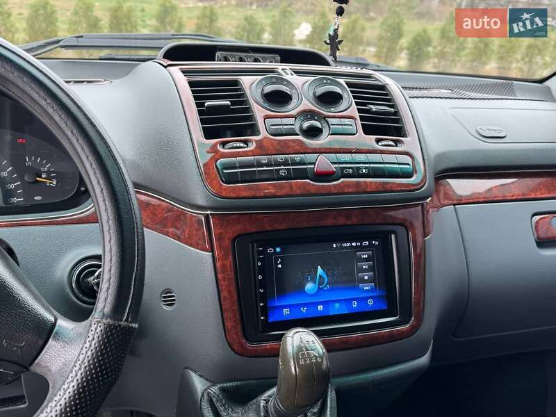 Минивэн Mercedes-Benz Vito 2004 в Новоднестровске