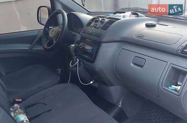 Грузовой фургон Mercedes-Benz Vito 2005 в 