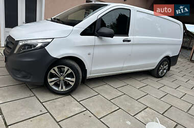 Вантажний фургон Mercedes-Benz Vito 2020 в 