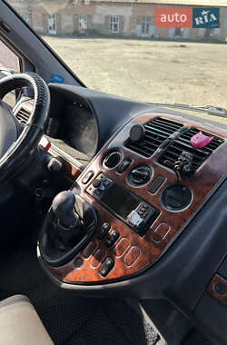 Мінівен Mercedes-Benz Vito 2002 в 