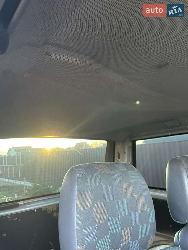 Минивэн Mercedes-Benz Vito 2003 в Обухове