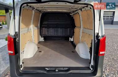 Вантажний фургон Mercedes-Benz Vito 2020 в 