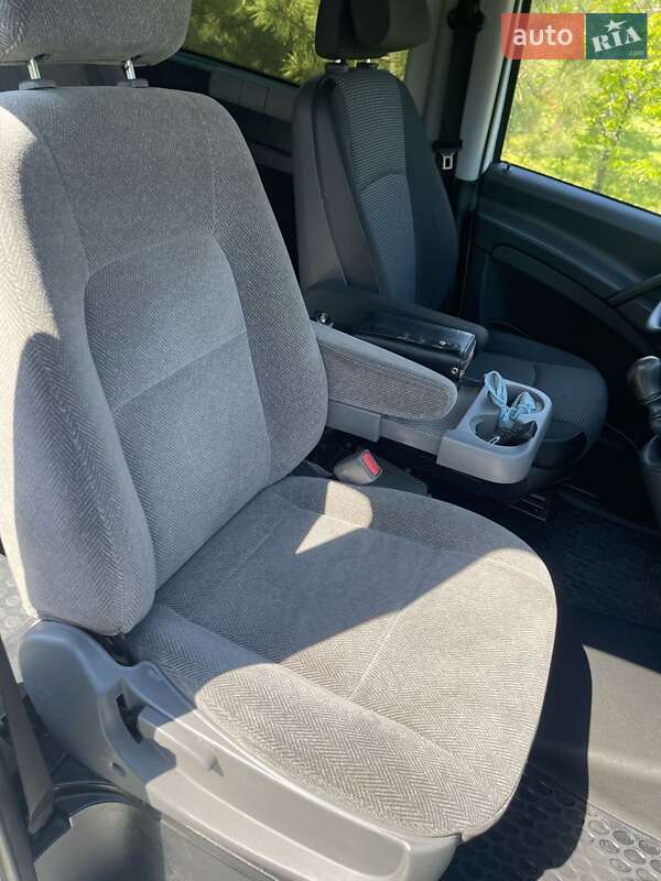 Мінівен Mercedes-Benz Vito 2011 в Дніпрі фото 13 Мінівен Mercedes-Benz Vito 2011 в Дніпрі