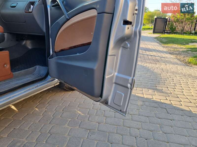 Минивэн Mercedes-Benz Vito 2008 в Сторожинце фото 10 Минивэн Mercedes-Benz Vito 2008 в Сторожинце