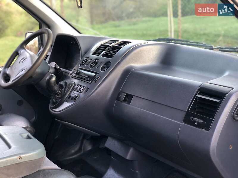 Минивэн Mercedes-Benz Vito 2003 в Черновцах