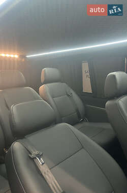 Мінівен Mercedes-Benz Vito 2021 в 