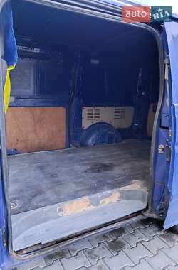 Вантажний фургон Mercedes-Benz Vito 2004 в 