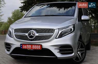 Мінівен Mercedes-Benz Vito 2022 в 