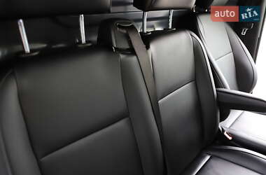 Мінівен Mercedes-Benz Vito 2022 в 