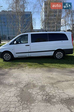 Минивэн Mercedes-Benz Vito 2011 в 