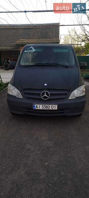 Вантажний фургон Mercedes-Benz Vito 2012 в 
