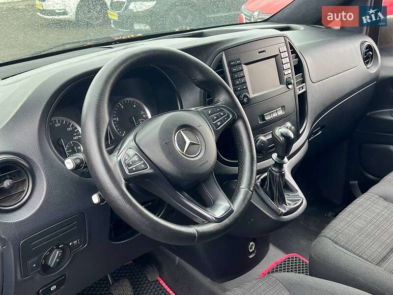 Мінівен Mercedes-Benz Vito 2017 в Ужгороді