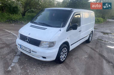 Вантажний фургон Mercedes-Benz Vito 2001 в Харкові