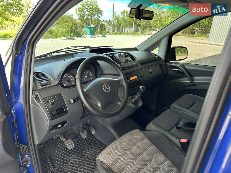 Минивэн Mercedes-Benz Vito 2011 в Николаеве