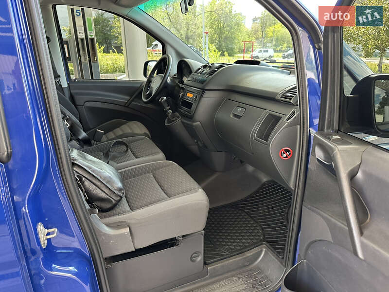 Минивэн Mercedes-Benz Vito 2011 в Николаеве