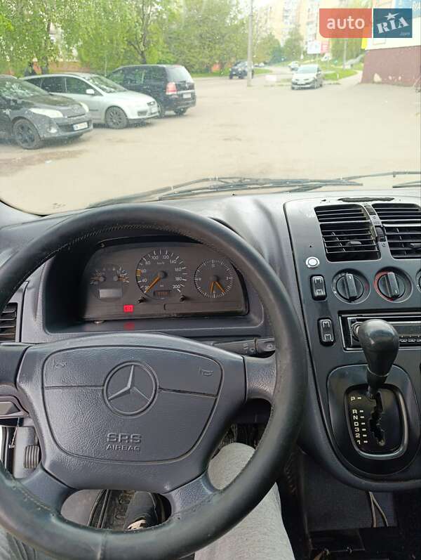 Минивэн Mercedes-Benz Vito 2000 в Ровно