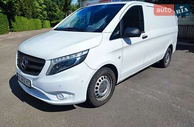 Вантажний фургон Mercedes-Benz Vito 2018 в Києві
