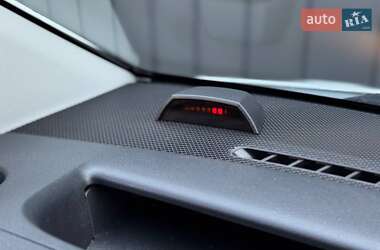 Грузовой фургон Mercedes-Benz Vito 2020 в 