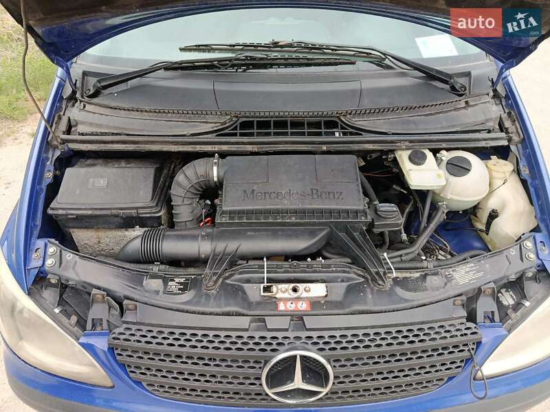 Мінівен Mercedes-Benz Vito 2005 в Кам'янському