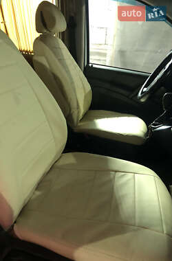 Минивэн Mercedes-Benz Vito 2005 в 