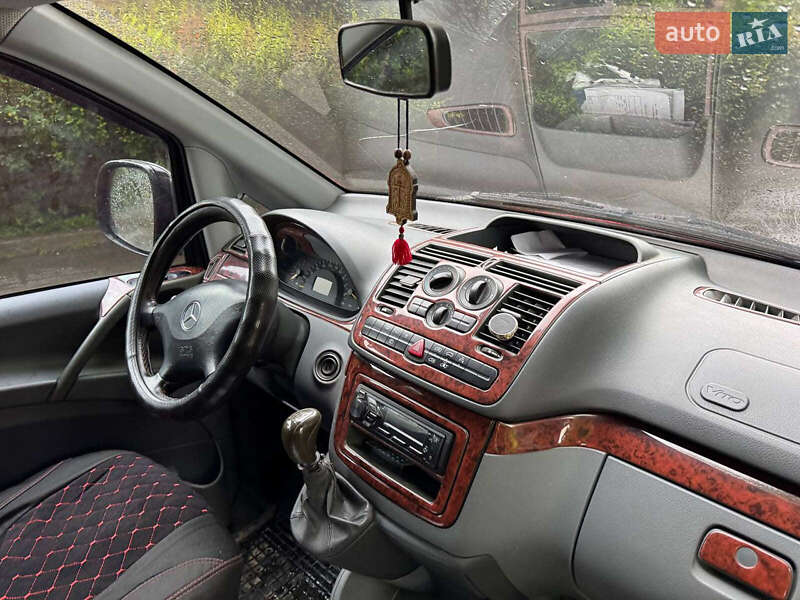 Минивэн Mercedes-Benz Vito 2006 в Киеве