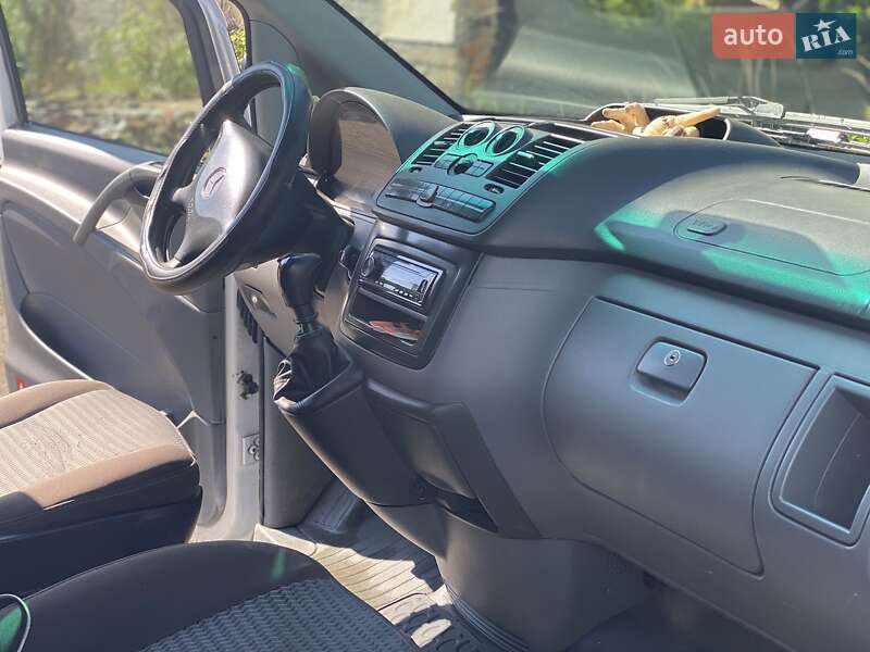 Минивэн Mercedes-Benz Vito 2005 в Стрые