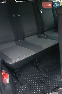 Мінівен Mercedes-Benz Vito 2013 в 