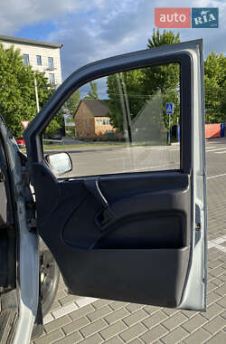 Минивэн Mercedes-Benz Vito 2000 в 