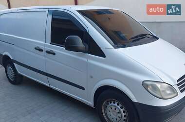 Грузовой фургон Mercedes-Benz Vito 2005 в 