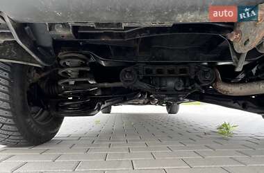 Грузовой фургон Mercedes-Benz Vito 2009 в 