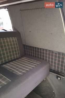 Вантажний фургон Mercedes-Benz Vito 2002 в 