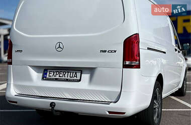 Грузовой фургон Mercedes-Benz Vito 2021 в 