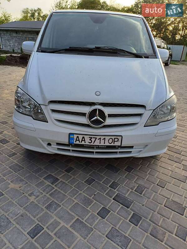 Минивэн Mercedes-Benz Vito 2011 в 