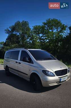 Вантажопасажирський фургон Mercedes-Benz Vito 2005 в 