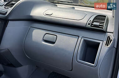 Мікроавтобус Mercedes-Benz Vito 2009 в 