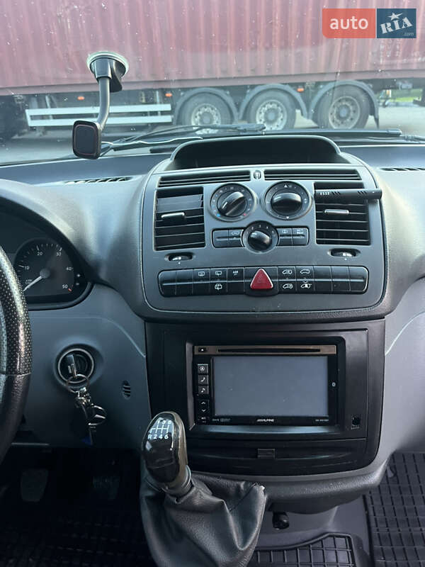 Мінівен Mercedes-Benz Vito 2009 в Калуші