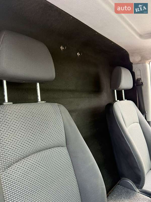 Вантажний фургон Mercedes-Benz Vito 2013 в Первомайську