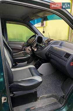 Минивэн Mercedes-Benz Vito 2002 в 