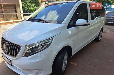 Минивэн Mercedes-Benz Vito 2020 в 