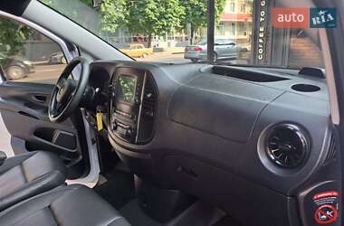 Минивэн Mercedes-Benz Vito 2020 в 