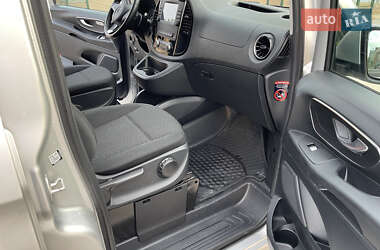 Грузовой фургон Mercedes-Benz Vito 2021 в 