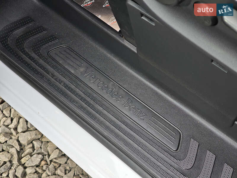 Вантажний фургон Mercedes-Benz Vito 2017 в Луцьку